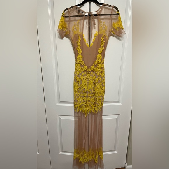 For Love and Lemons Luau Maxi yellow Dress Size S/ Mesh/ Embroidered beautiful - Picture 4 of 7